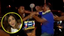 Shilpa Shetty's Bodyguard BRUTAL FIGHT With Media Outside Bastian Restaurant