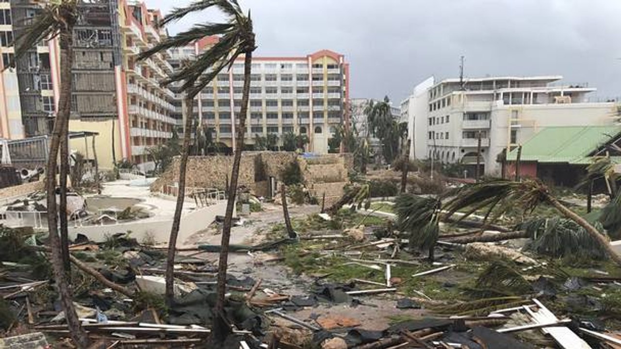 it looks like nuclear boomb hit this city in the caribbean Hurricane Irma Tortola  2017