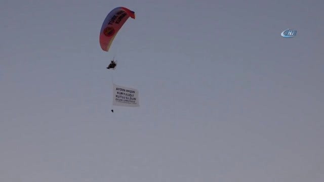 Büyükşehir'den Motorlu Paraşütle Kurtuluş Mesajı