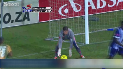 Sorunlu kaleci gülmekten kırdı geçirdi