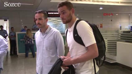 Fenerbahçe'nin yeni forveti Janssen İstanbul'da