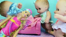 Et sirène poupée Barbie Fée pupsik transformation princesse Ariel aide apporte des surprises