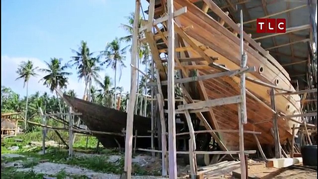 EP10 Lukes Vlog: Traditional Shipbuilding In Sulawesi | WONDERNESIA