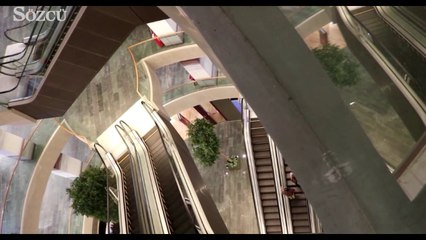 Emek'in yerine dikilen AVM sinek avlıyor