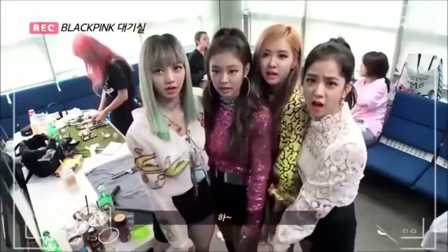 BLACKPINK(블랙핑크) Funny & Cute Lisa(리사)