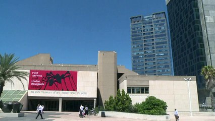 Exposition consacrée à l'oeuvre de Louise Bourgeois à Tel-Aviv