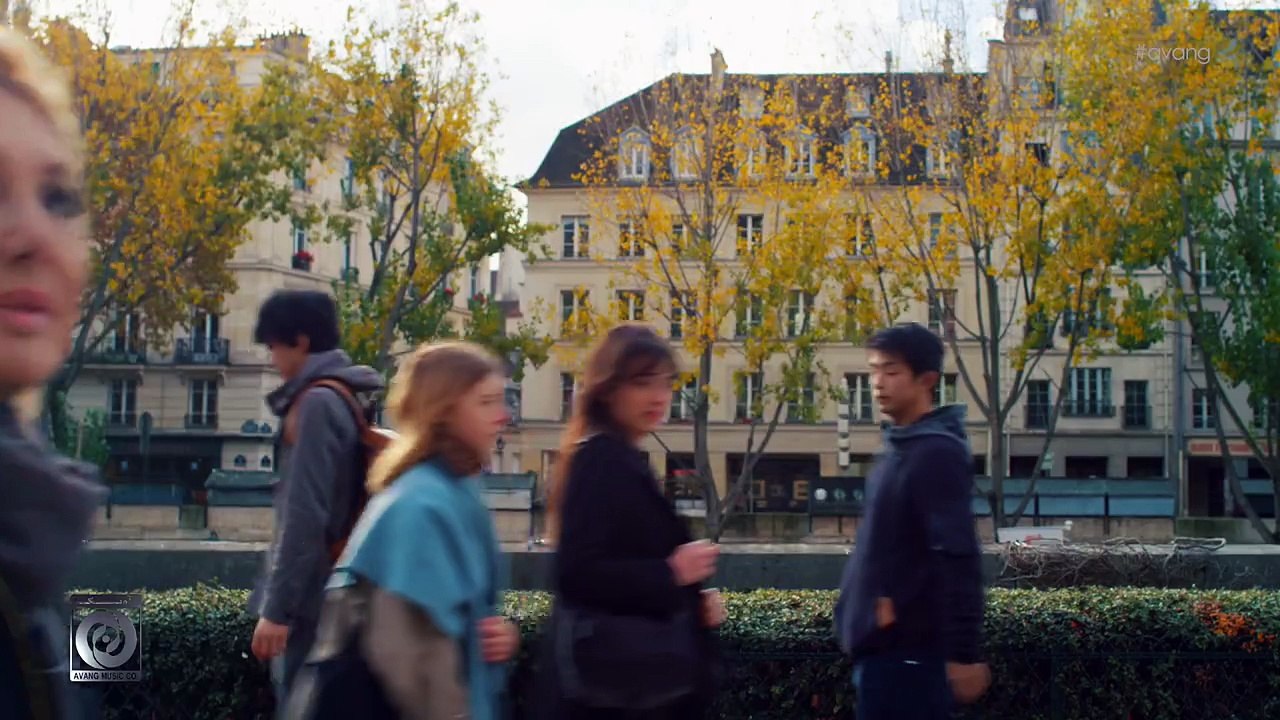 Googoosh Hastamo Nistam