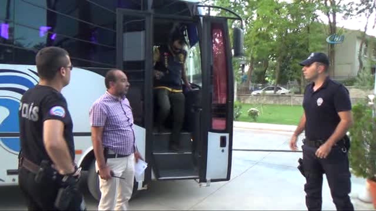 Valilik İnşaatında İşlenen Cinayetle İlgili 14 Zanlı Adliyeye Sevk Edildi