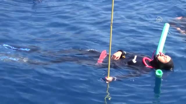 Milli Sporcu Derya Can, Sabit Ağırlıklı Çift Palet Kategorisinde 69 Metre İnerek Türkiye Rekorunu...