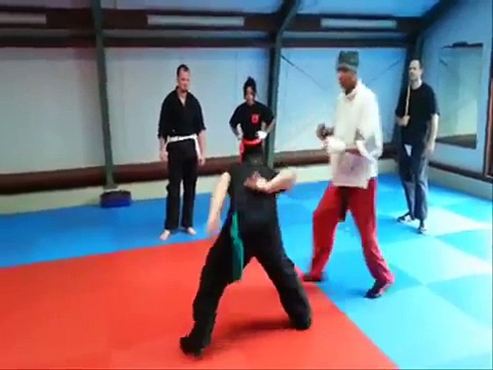 Silat Warriors   Explosive defens