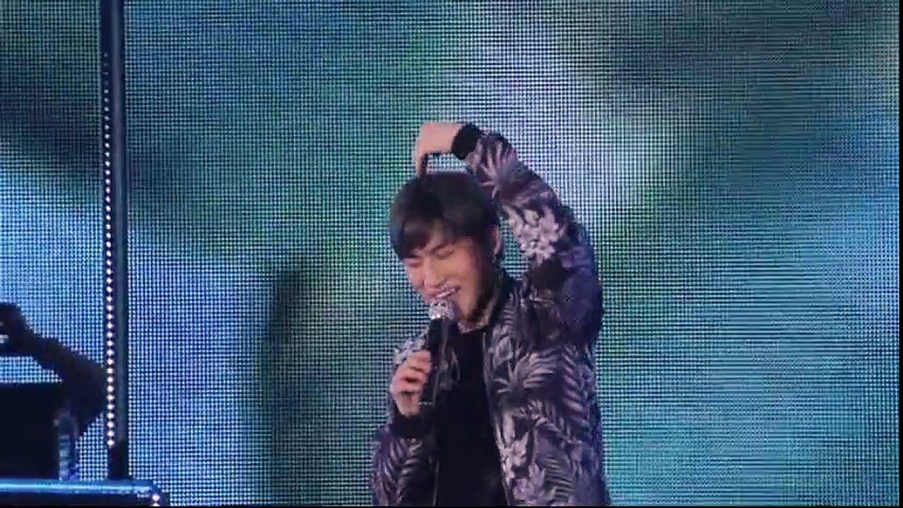 D-DAY (2017 JAPAN DOME TOUR)