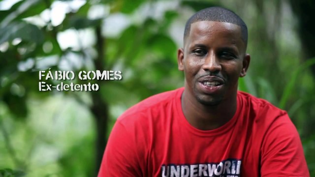 Livres - Podem prender nosso corpo. Jamais nosso pensamento