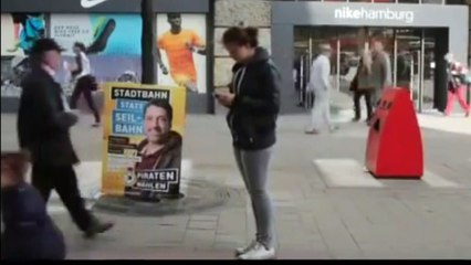 Criança é  morta enquanto mãe se distraia no celular