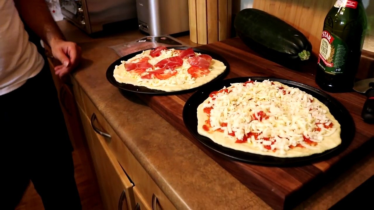 Breville Smart Oven Pro with Light Model BOV845BSS / Making Pizza !!1