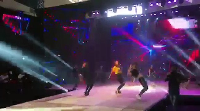 Hồ Ngọc Hà nhảy cực sung tại tổng duyệt Next Top