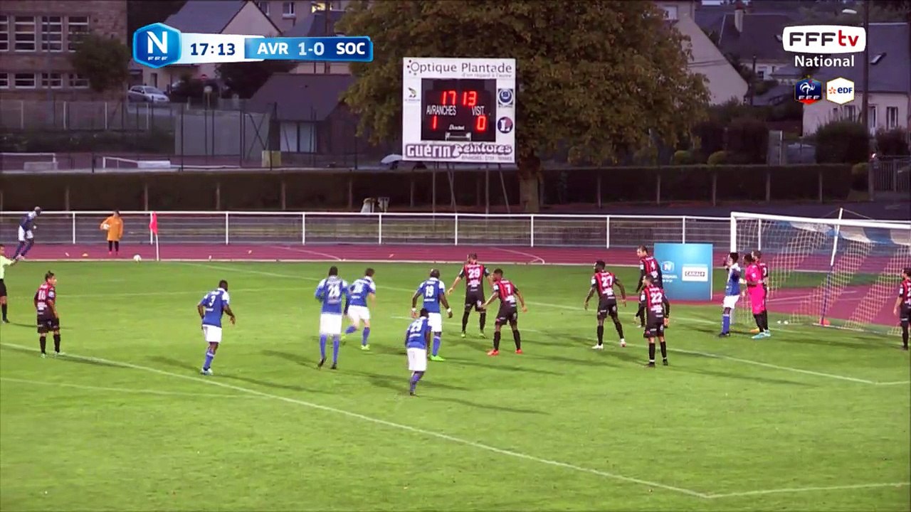 Magnifique tête, direct sur corner