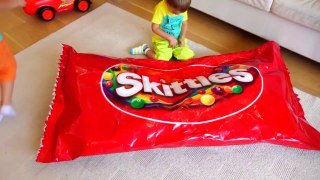 Funny Baby & Giant Candy Accident! Johny Johny Yes Papa Song Nursery Rhymes Song for Kids