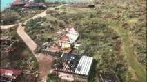 Maisons en ruine et paysages ravagés : un hélicoptère filme les Caraïbes après le passage d'Irma