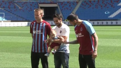 Trabzonspor, Bordo Maviş'i Renklerine Bağladı