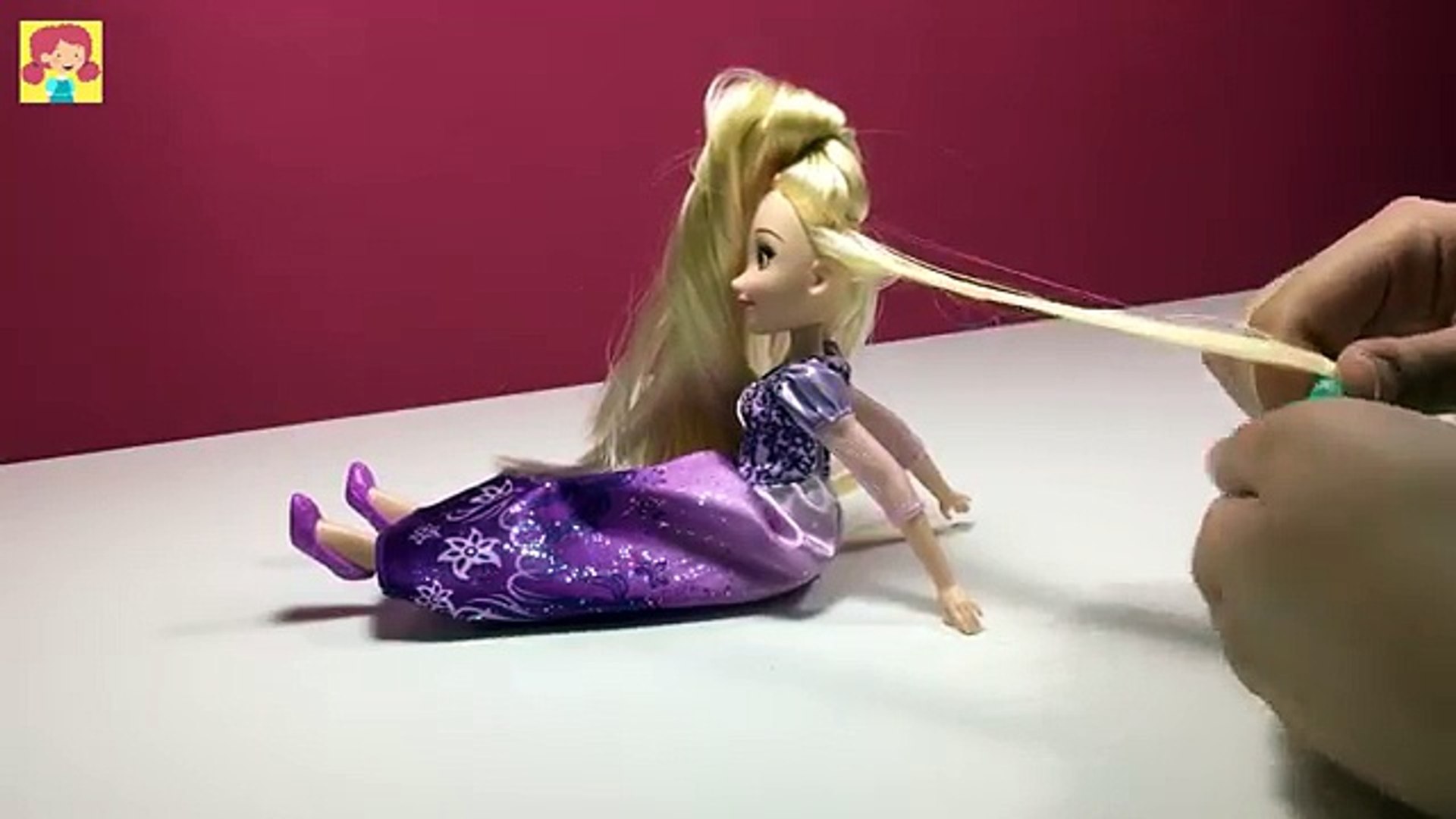 Disney Rapunzel Doll Hairstyles - How to Make Waterfall Braid for Dolls -  Dailymotion Video