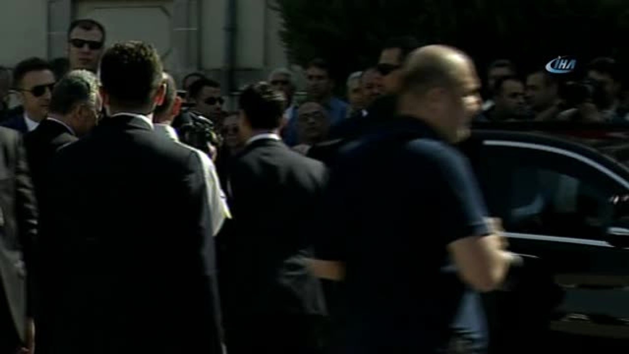 İzmir'in Kurtuluş Yıldönümü Törenlerle Kutlanıyor