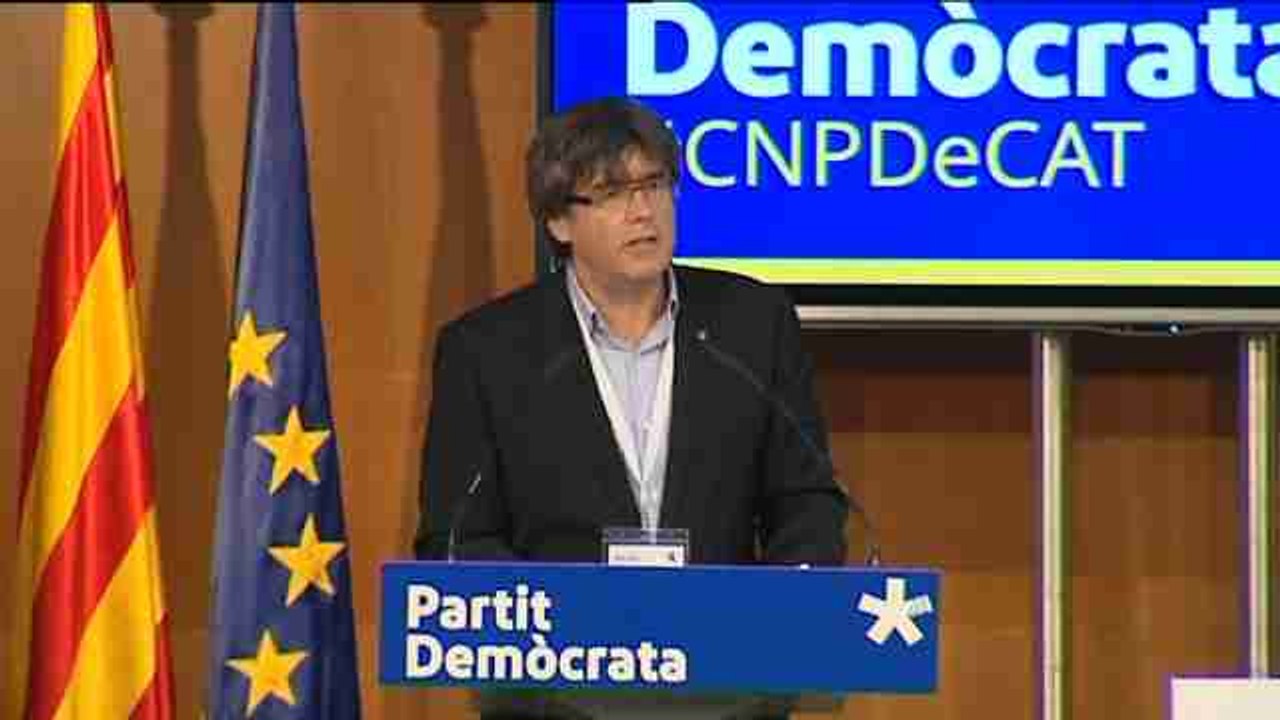 Puigdemont : Pueden sitiar imprentas o un medio de comunicación, "pero lunes les desbordaremos"