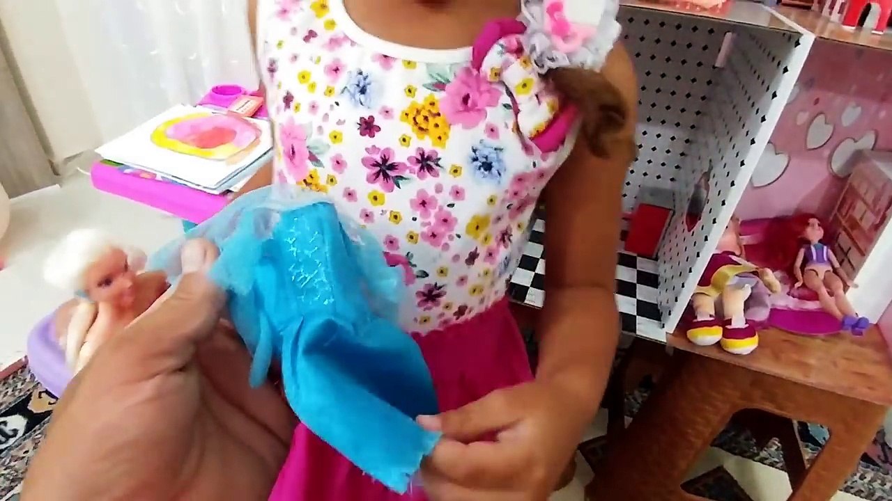 Anna elsa ariel maşa ve elif  oynuyor markete alışverişe gidiyor,Eğlenceli çocuk videosu