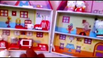 HELLO KiTTY ailesi yeni evlerinde ,elif  misafir ağırlıyor. Mini Doll House Playset