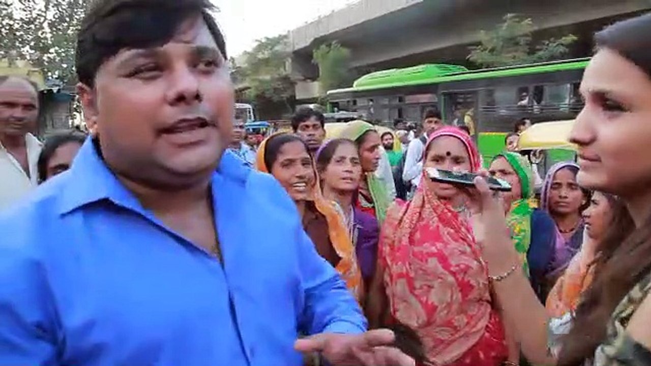 Shameless: Delhi Police Arrested New Morning's Female Reporter
