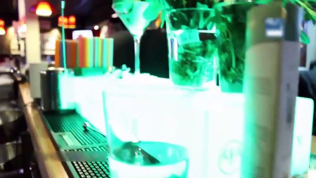 2043 عندما يتطور الحب في عهد التكنلوجيا الحديثة