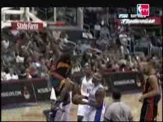 NBA Dunk of the Night (02/11) : Kelenna Azubuike