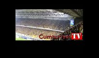 İzmir'in Kurtuluş gününde Fenerbahçeli taraftarlardan İzmir Marşı
