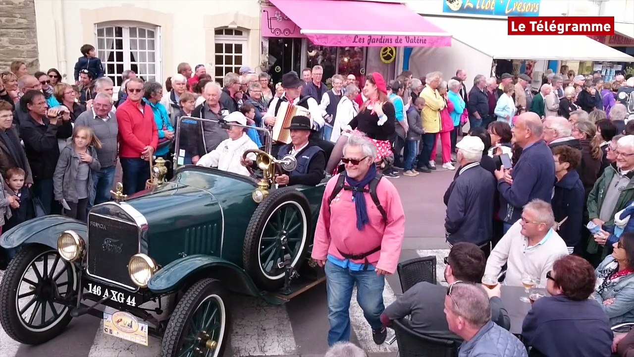 Damgan (56). Musique mécanique, véhicules anciens et marionnettes font le festival