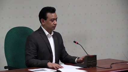 Trillanes signs waiver, dares Duterte to open bank accounts