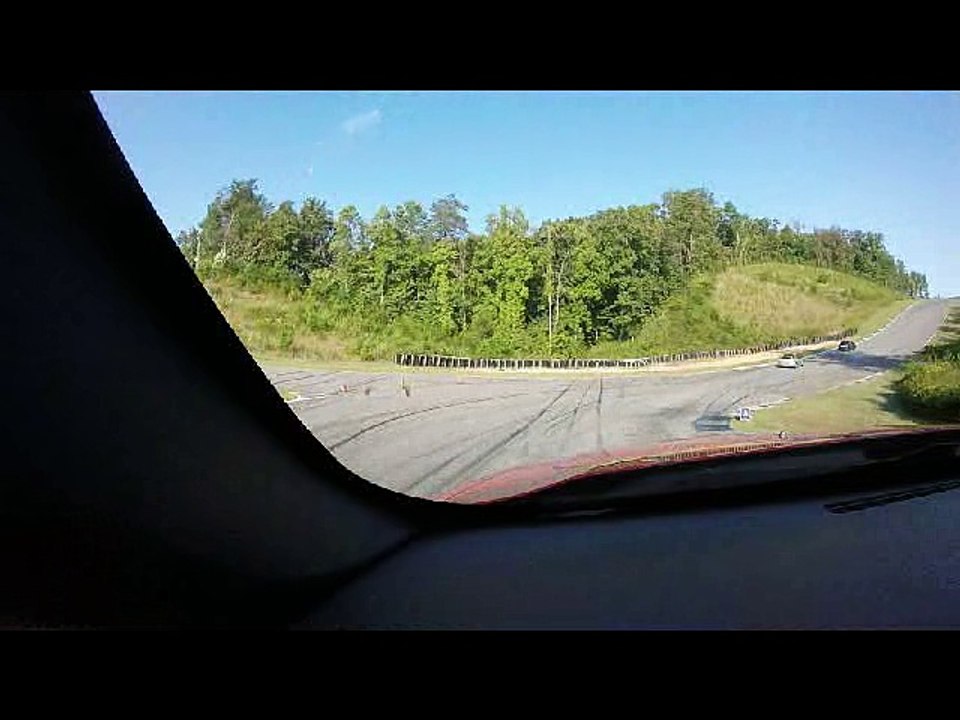 Red Runs Off at AMP 9 9 2017