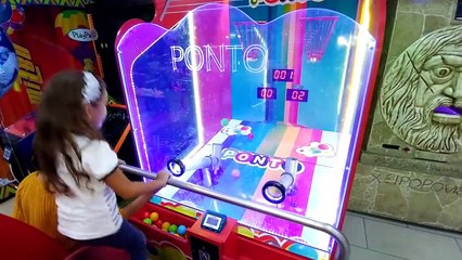 ÖZDİLEK PLAYLAND oyunalanı , eğlenceli çocuk videosu