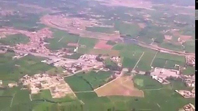 پشاور ائرپورٹ پر جب جہاز اترتا ہے کتنا خوبصورت اور دلکش منظر لائک کے ساتھ ساتھ شئر بھی کریں دوستوں کے ساتھ