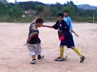 Dak Huru Hara: Sial Tul Dak Mior Tuh 😠