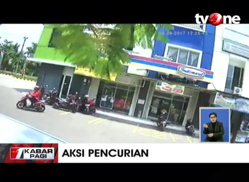 Aksi Curanmor Bersenjata Api Terekam CCTV