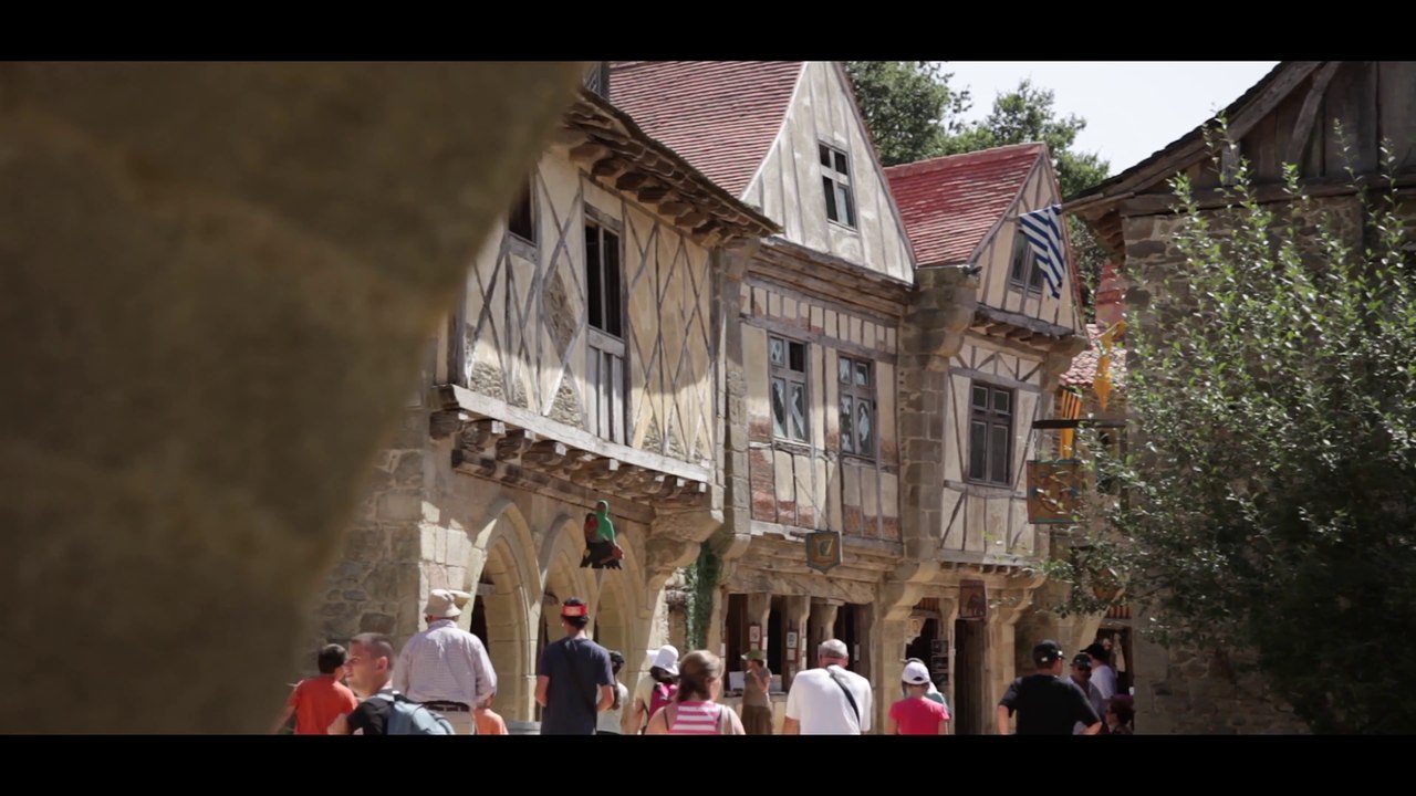 Puy du Fou: La Cité Médiévale - Nantes Bretagne Télé
