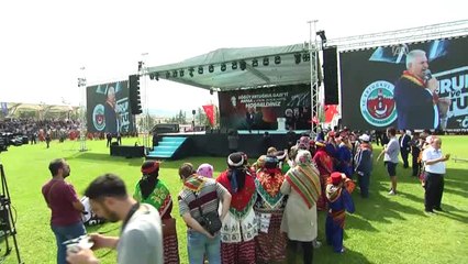 Başbakan Yıldırım: "Gücümüzü Dağıtan Alçaklara Söğüt Meydanı'ndan Sesleniyorum, Asla...