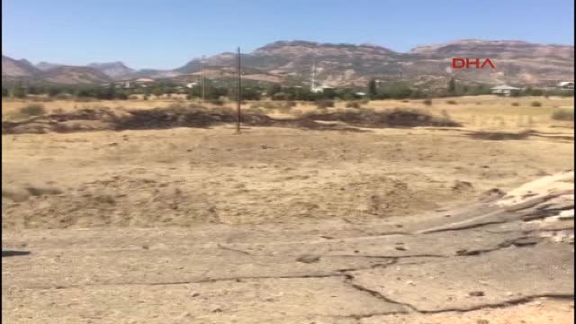 Diyarbakır Karakola Bombalı Araçla İntihar Saldırısı 1 Asker Yaralı 2