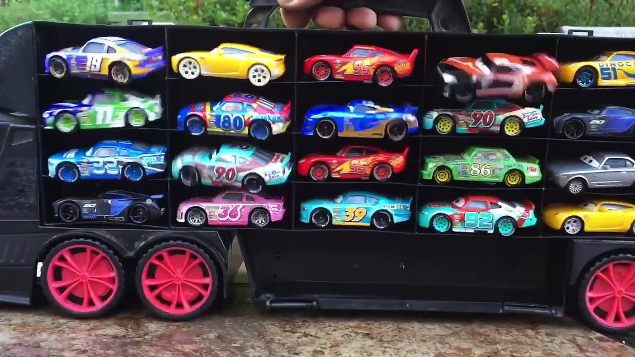 Disney cars piston cup racers lightning mcqueen jackson storm and cruz race to the pool pi