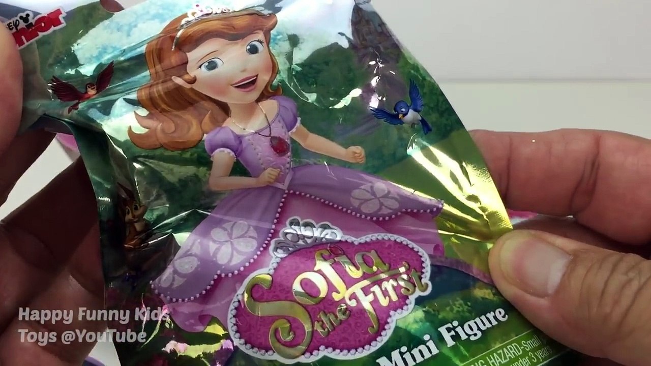 Learn Colors for Children with Play Doh Cakes Ice Cream Peppa Pig Elephant Molds Fun Surprise Toys