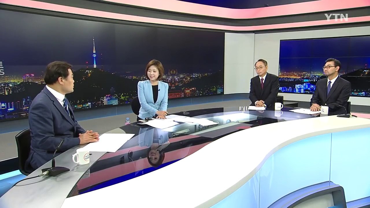 "선물 받은 책 다 읽어" 김정숙 여사의 훈훈한 일화 / YTN