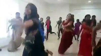 Lastest Jimmiki Kammal Sheril Another version Awesome Dance Video TN boys reaction Next level