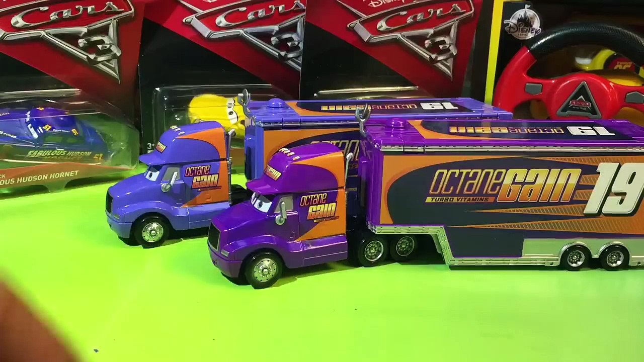 Lightning McQueen rusteze cruz ramirez Jackson storm remote control Disney pixar cars 3 to