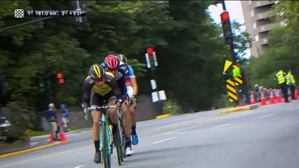 GPCQM 2017 - MTL - Une première attaque émane du peloton.