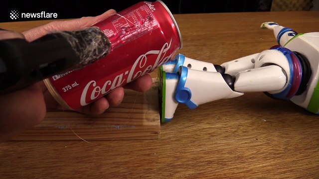 Man devises ingenious way to turn lights off from bed