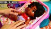 BABY CHICKEN POX Doctor Visit Sick Kids Doc McStuffins & Barbie Shots Hospital Toys Disney